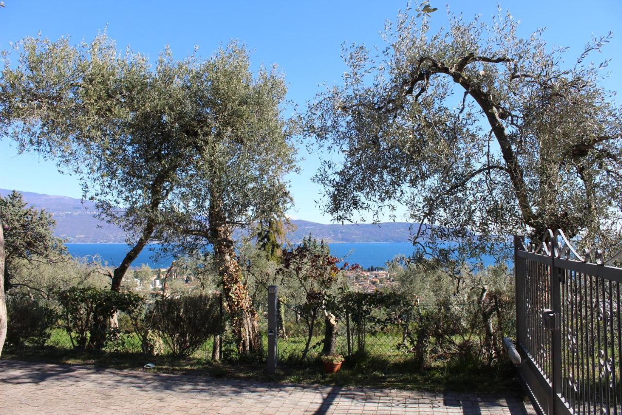 Relax In The Olive Grove Apartment Toscolano Maderno Luaran gambar