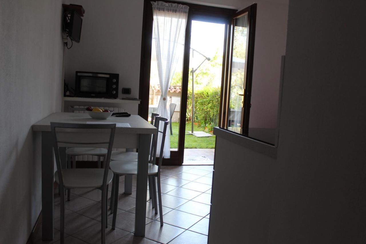 Relax In The Olive Grove Apartment Toscolano Maderno Luaran gambar